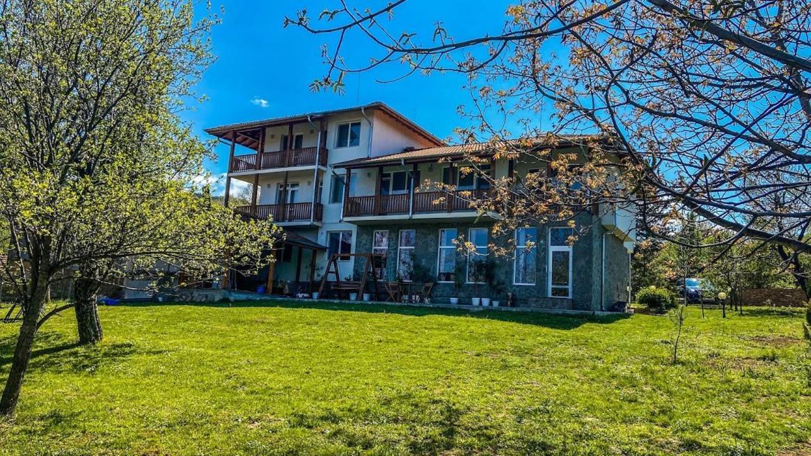 Guest House Au Nature Golyama Zhelyazna エクステリア 写真